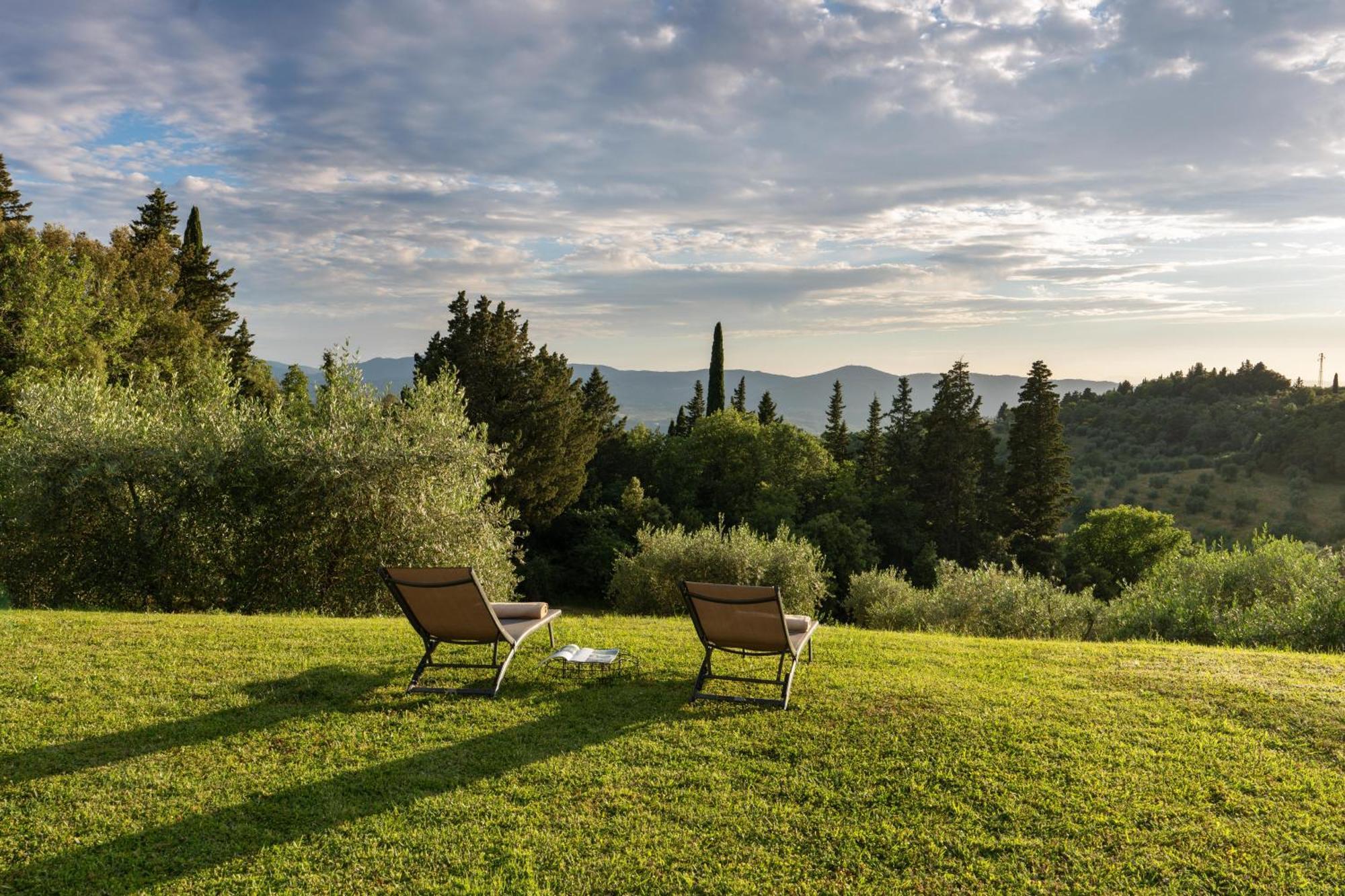 Podere Castellare Pelago ภายนอก รูปภาพ