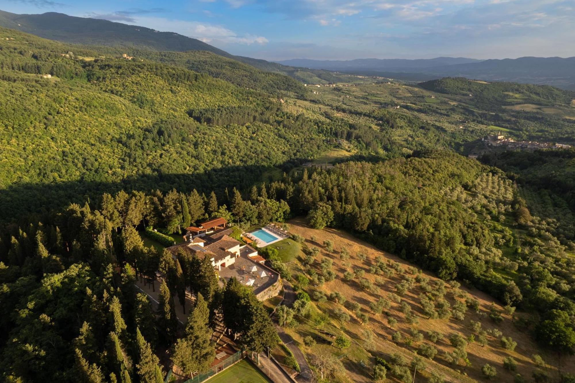 Podere Castellare Pelago ภายนอก รูปภาพ